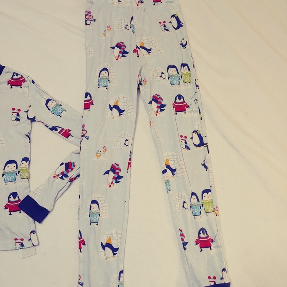 Pottery Barn Kids Boys Winter Penguin Pajamas Sz 8 - Picture 3 of 8